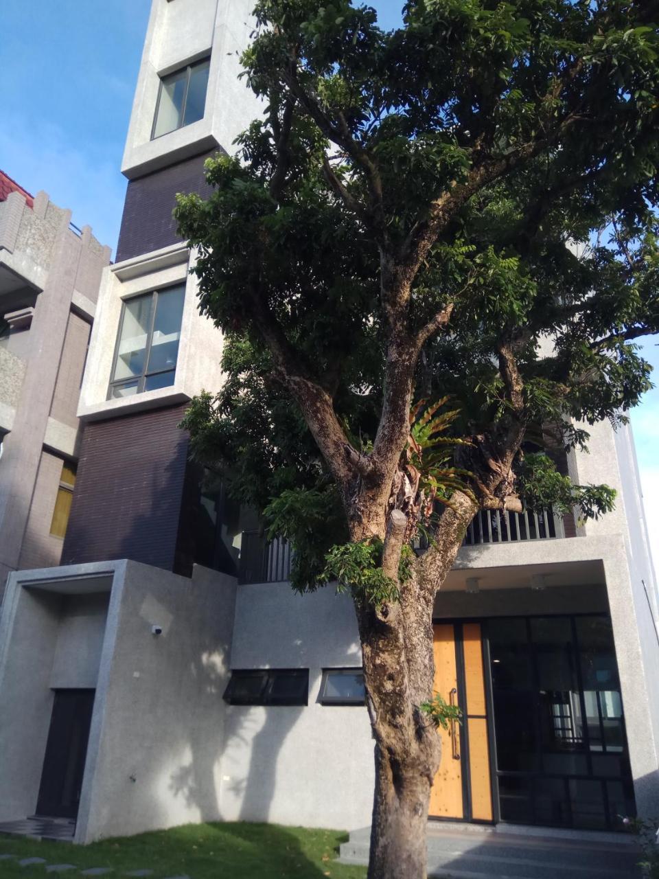 Tree House 民宿證號2316 民宿證號2350 مدينة هوالين المظهر الخارجي الصورة