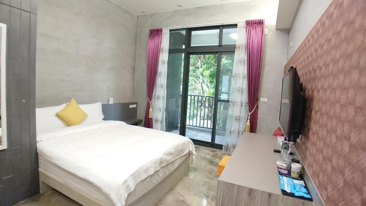 Tree House 民宿證號2316 民宿證號2350 مدينة هوالين المظهر الخارجي الصورة