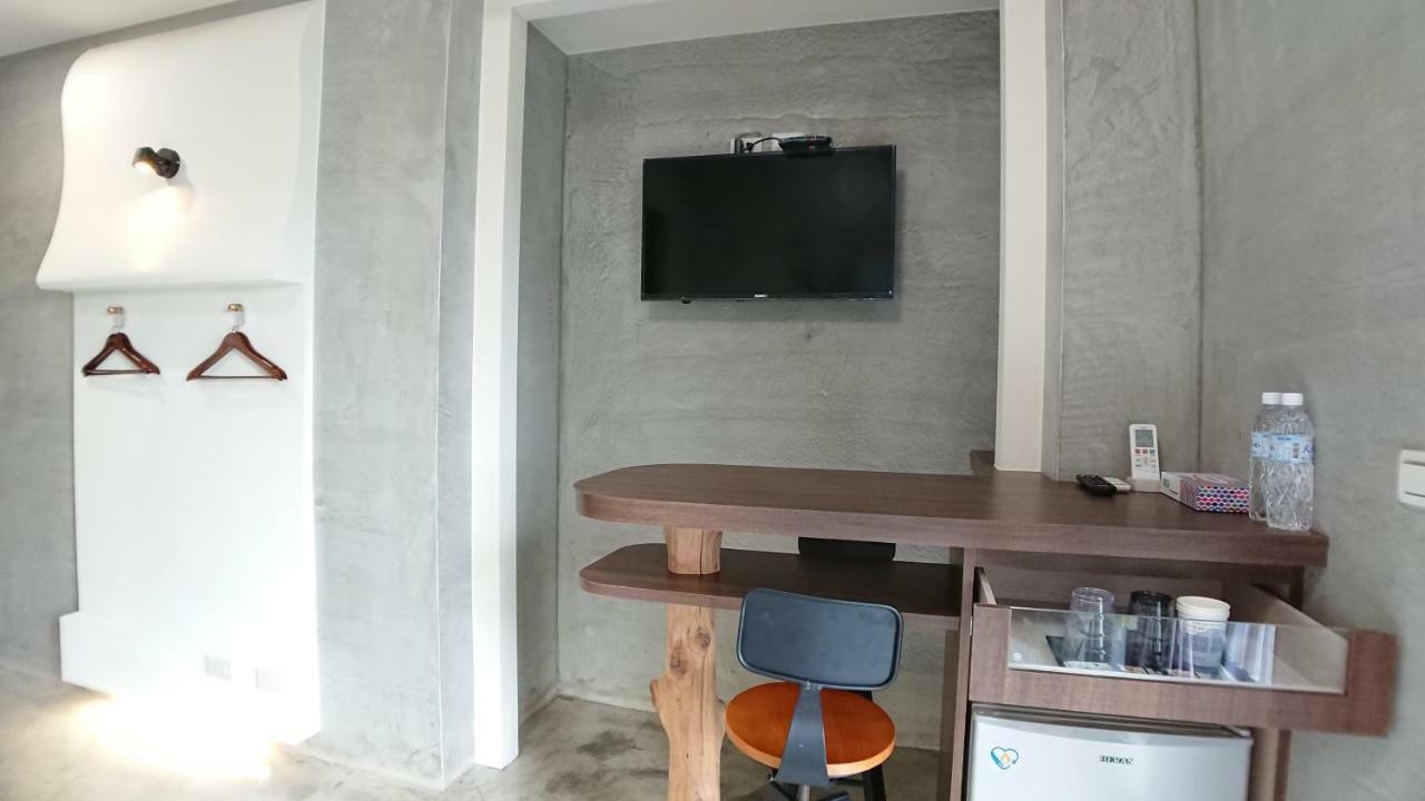 Tree House 民宿證號2316 民宿證號2350 مدينة هوالين المظهر الخارجي الصورة
